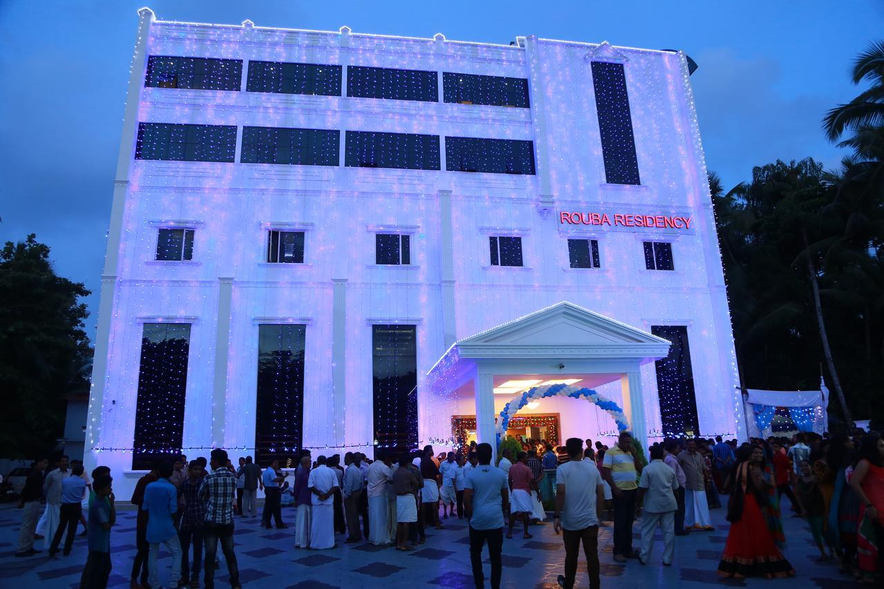 Rouba Residency Hotel Ponnani Bagian luar foto