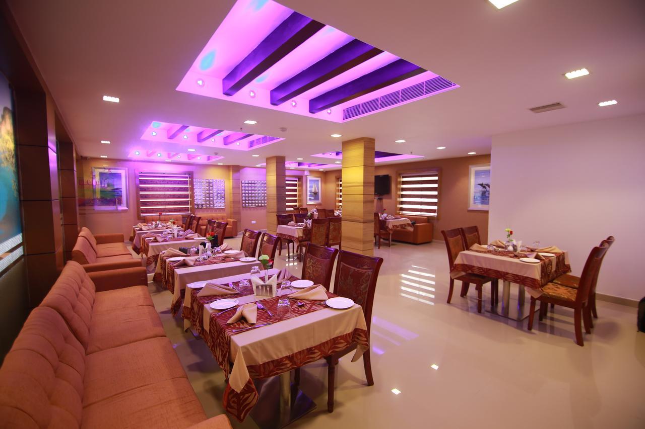 Rouba Residency Hotel Ponnani Bagian luar foto