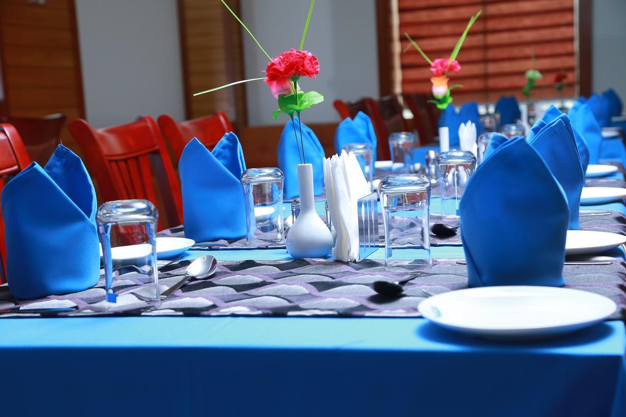 Rouba Residency Hotel Ponnani Bagian luar foto