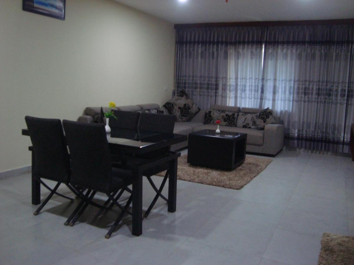 Rouba Residency Hotel Ponnani Bagian luar foto